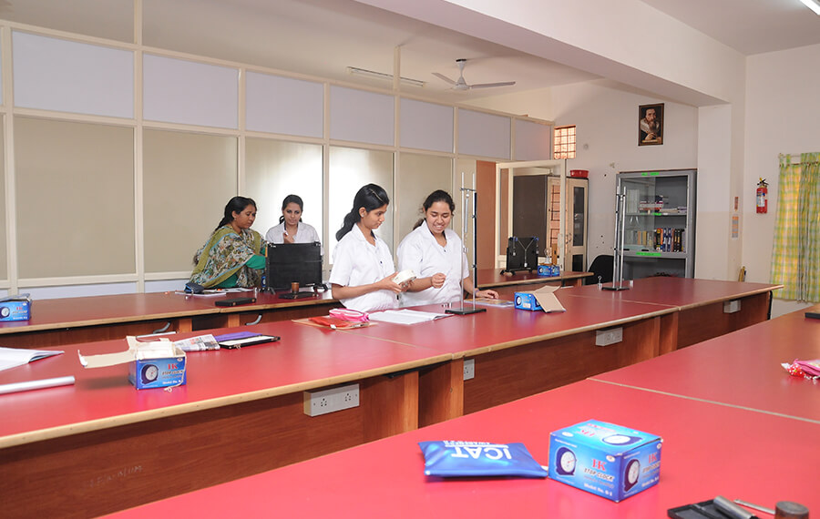 COLLEGE-CHE